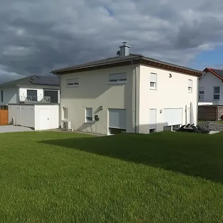 Stadtvilla Wildeck. Ganzes Haus Dietingen